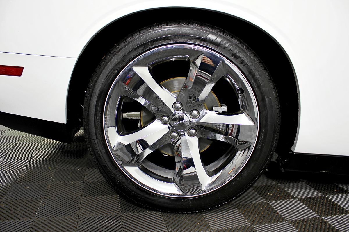 Used 2012 Dodge Challenger R/T image 42