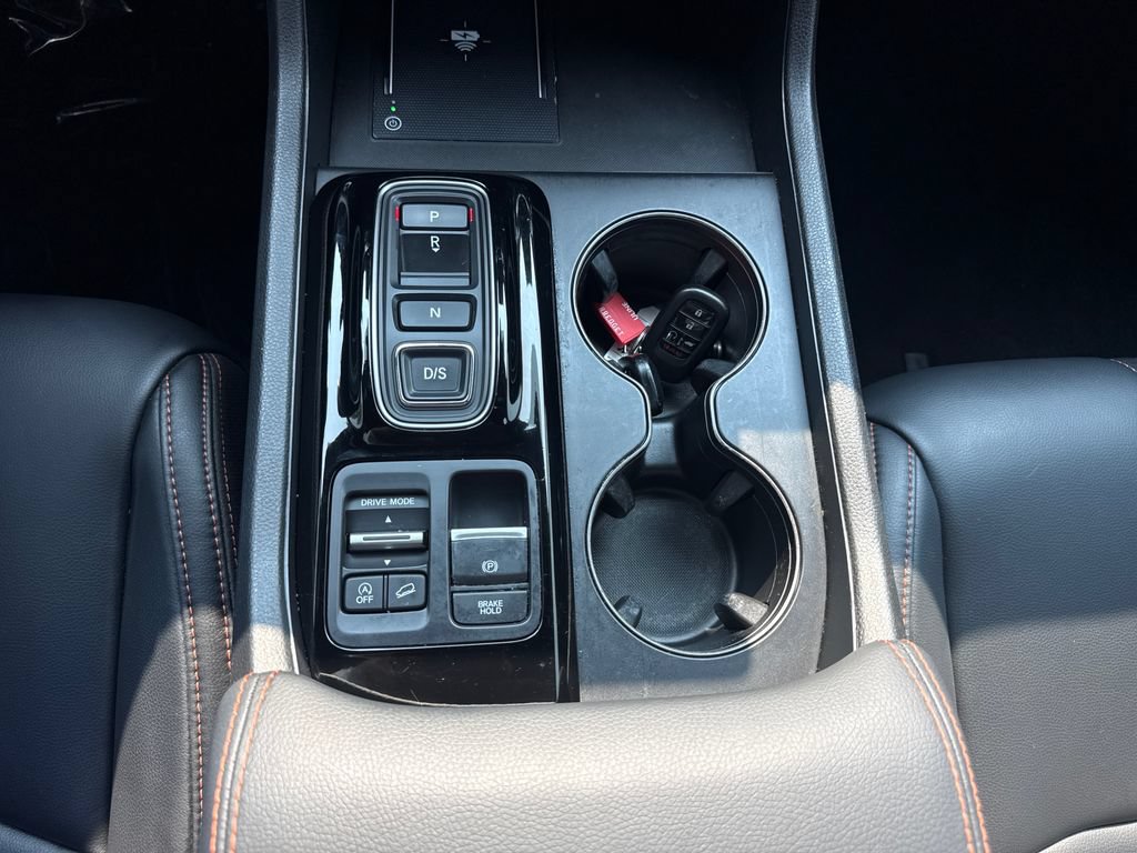 Used 2025 Honda Pilot TrailSport image 23