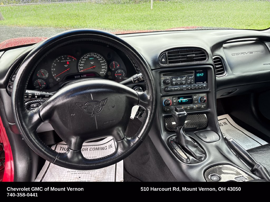 Used 2004 Chevrolet Corvette Convertible w/ Preferred Equipment Group RWD image 17