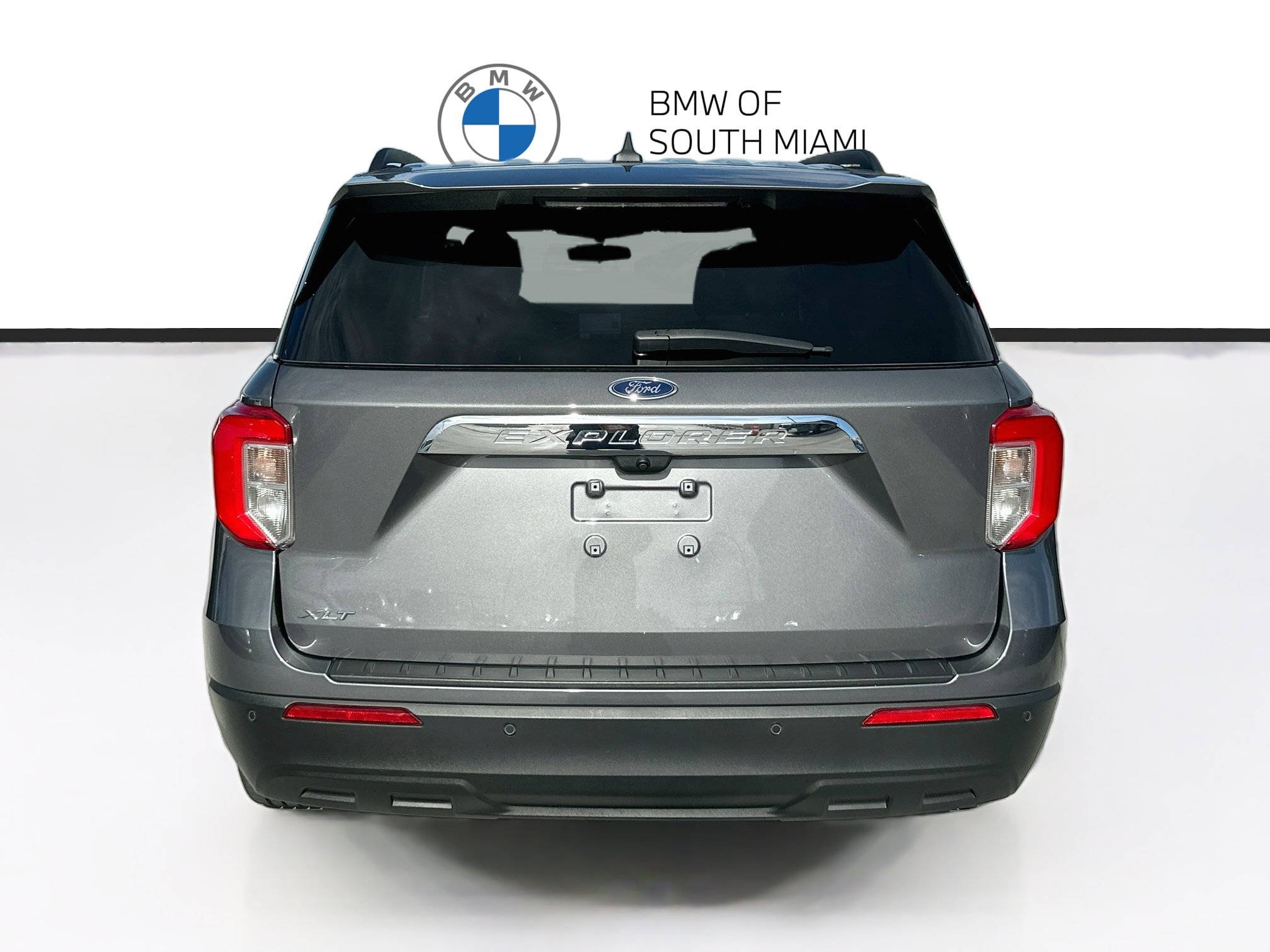 Used 2024 Ford Explorer XLT RWD image 6