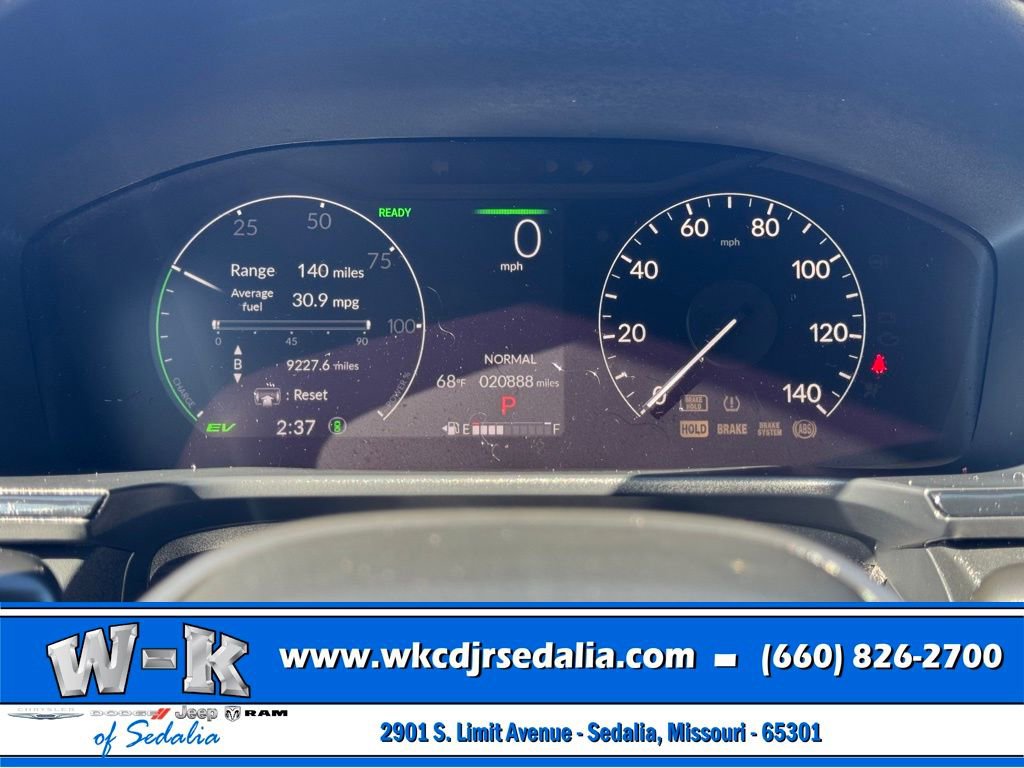 Used 2025 Honda CR-V Sport image 17