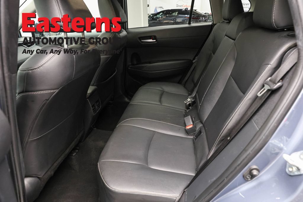 Used 2022 Toyota Corolla Cross XLE w/ Convenience Package AWD/4WD image 21