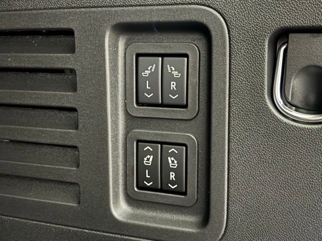 New 2026 Buick Enclave Preferred w/ Power Package FWD image 11