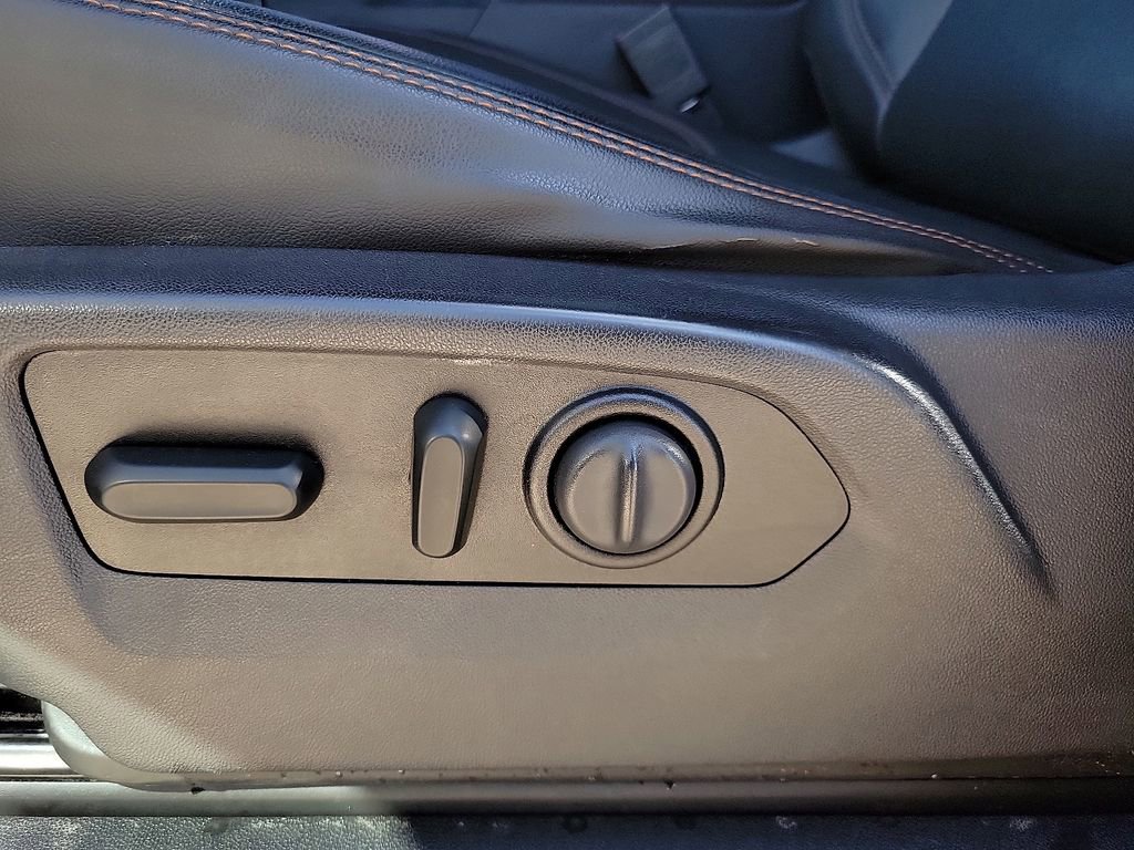 Used 2020 GMC Sierra 1500 AT4 w/ AT4 Premium Package AWD/4WD image 20