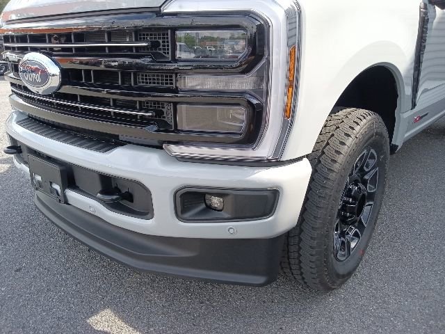 New 2026 Ford F250 Platinum AWD/4WD image 9