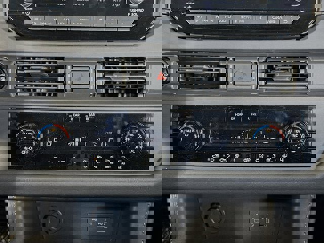 New 2025 Nissan Pathfinder S image 17