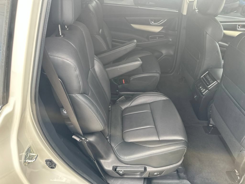 Used 2022 Subaru Ascent Limited AWD/4WD image 30