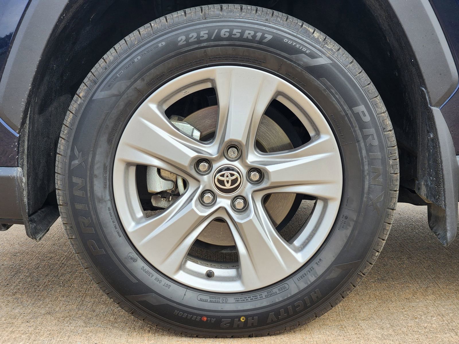 Used 2024 Toyota RAV4 XLE image 14