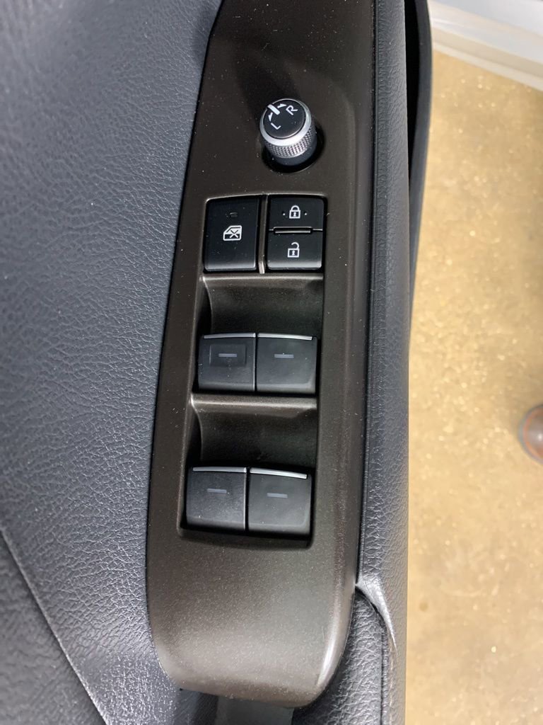 Used 2024 Toyota Camry XSE image 17