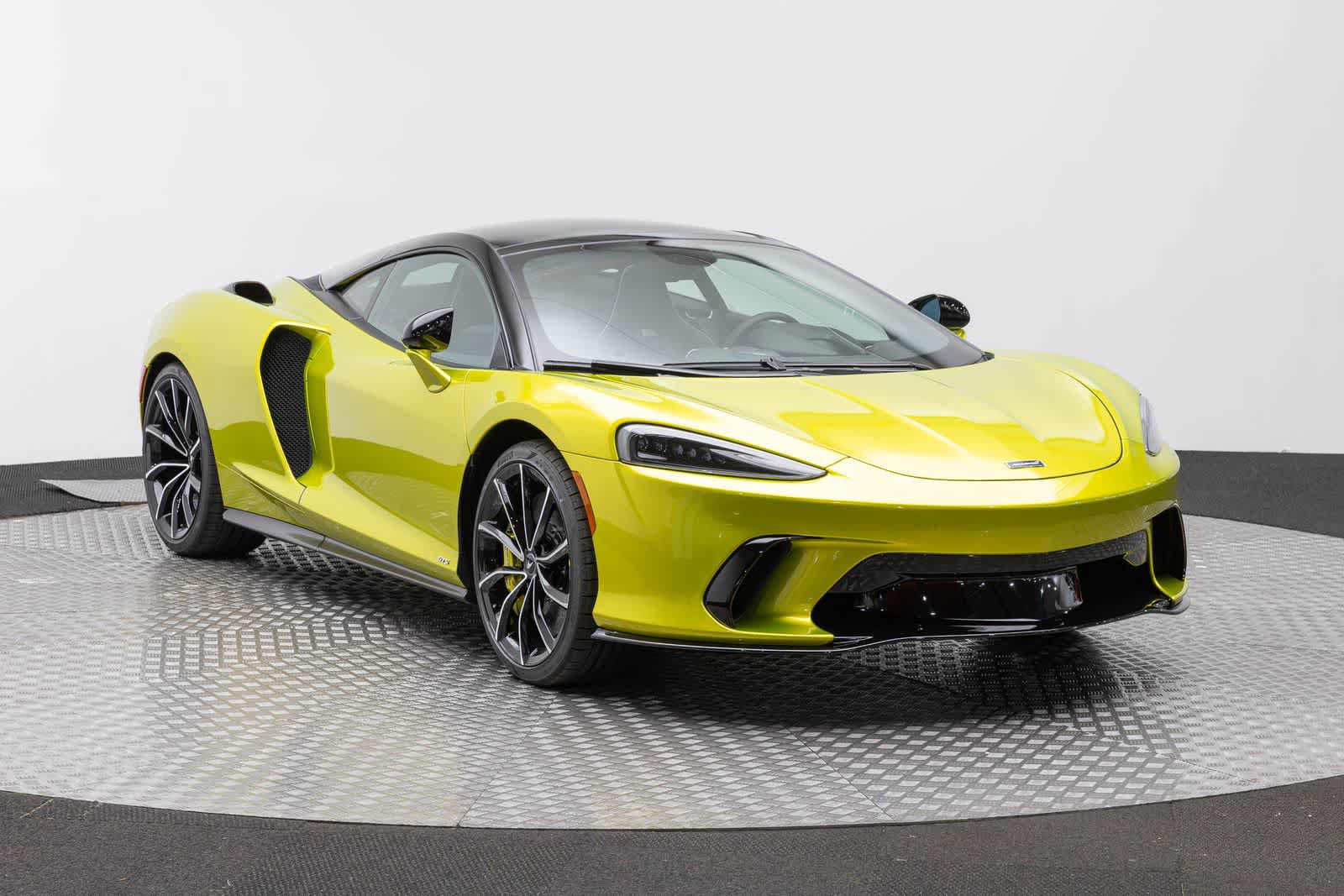 New 2027 McLaren GTS RWD image 39