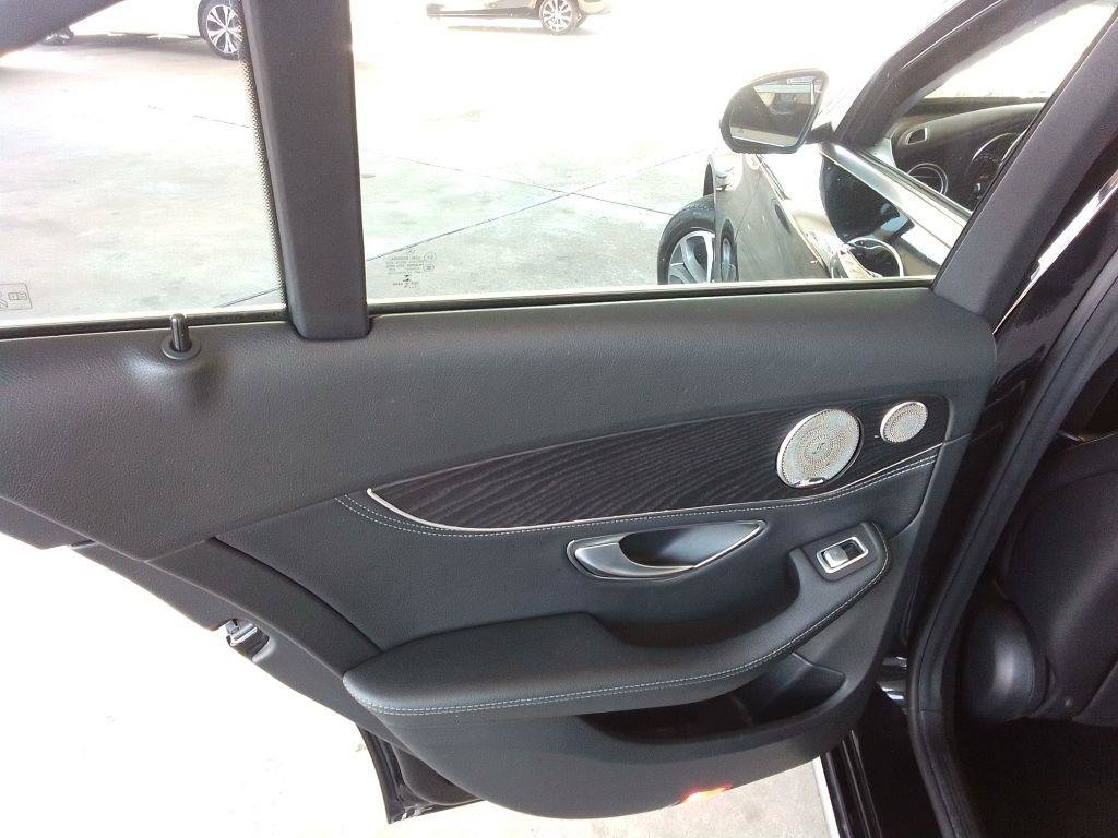 Used 2015 Mercedes-Benz C 300 4MATIC Sedan w/ Premium 1 Package image 23