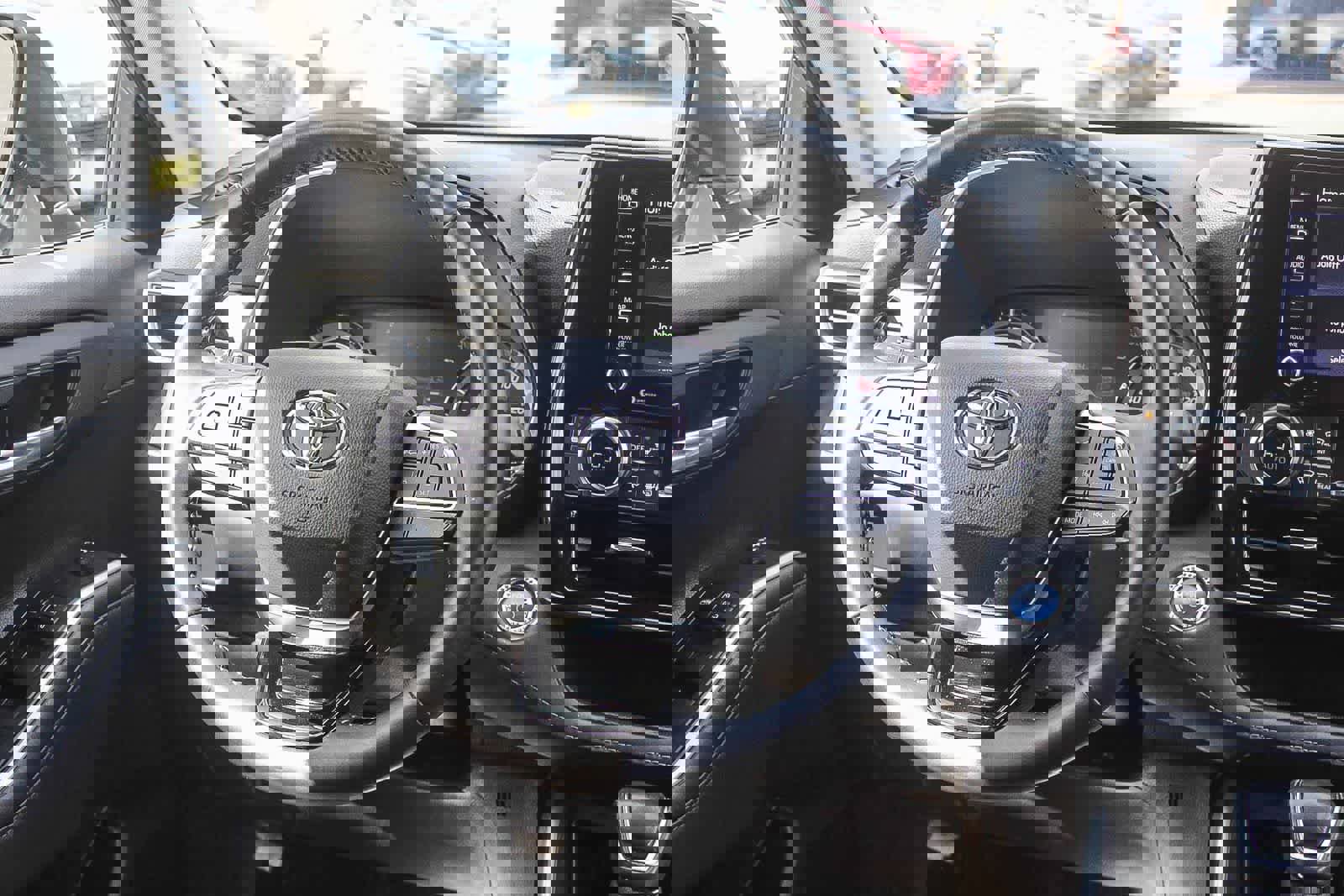 Used 2021 Toyota Highlander XLE image 22