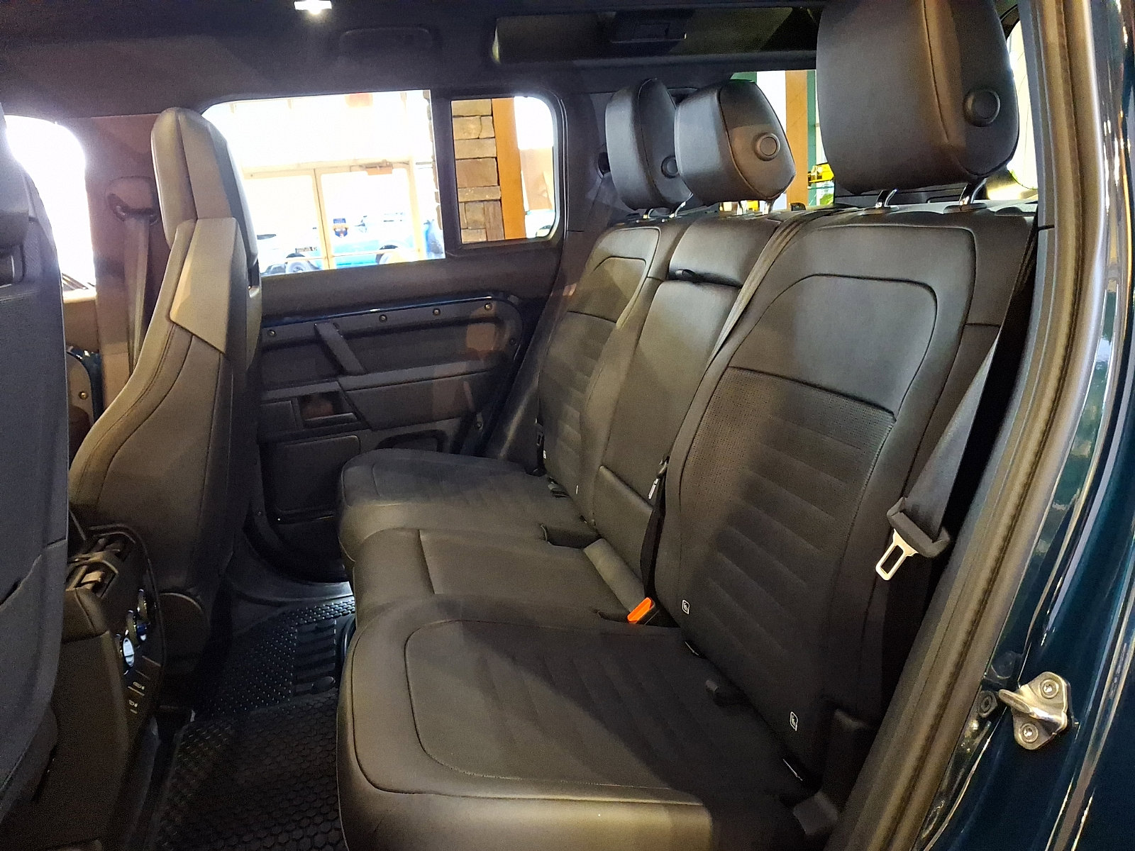 New 2026 Land Rover Defender 110 OCTA image 3
