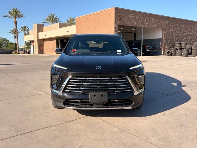 Used 2025 Buick Enclave Preferred AWD/4WD image 5