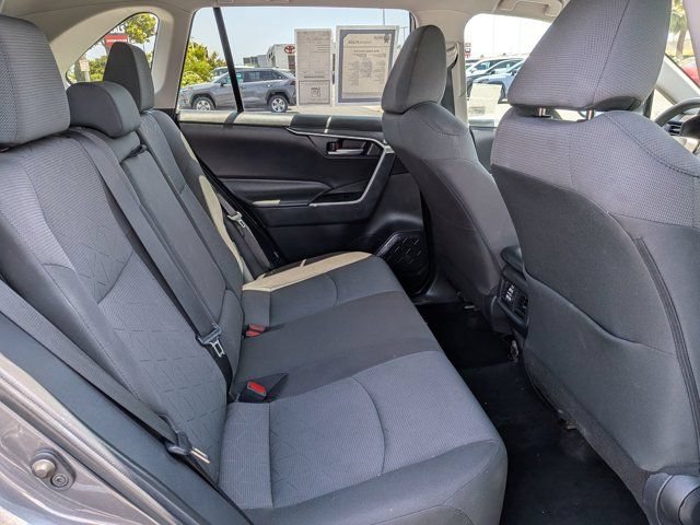 Used 2025 Toyota RAV4 XLE FWD image 7