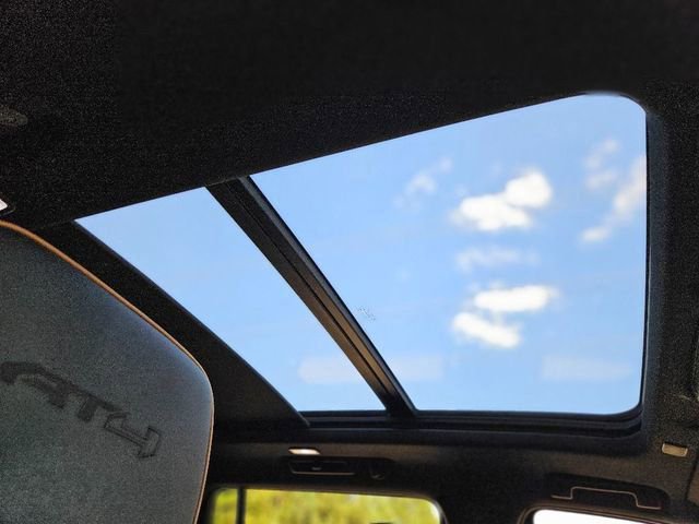 Used 2023 GMC Yukon XL AT4 w/ AT4 Premium Plus Package image 27