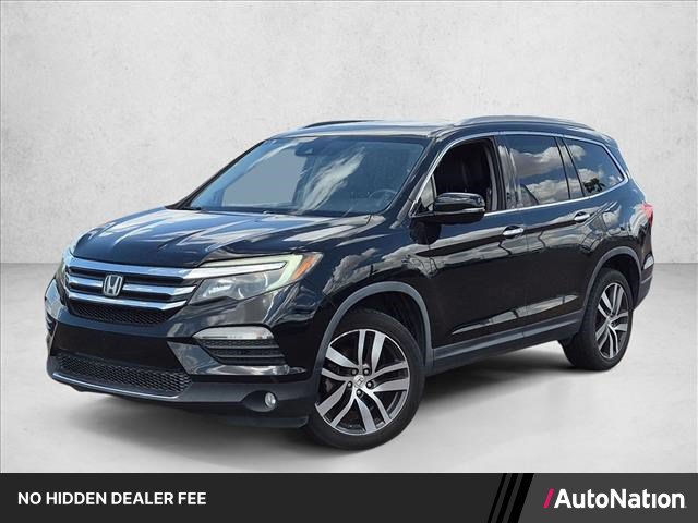 Used 2017 Honda Pilot Touring image 1