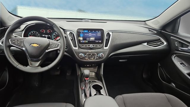 Used 2023 Chevrolet Malibu RS image 15
