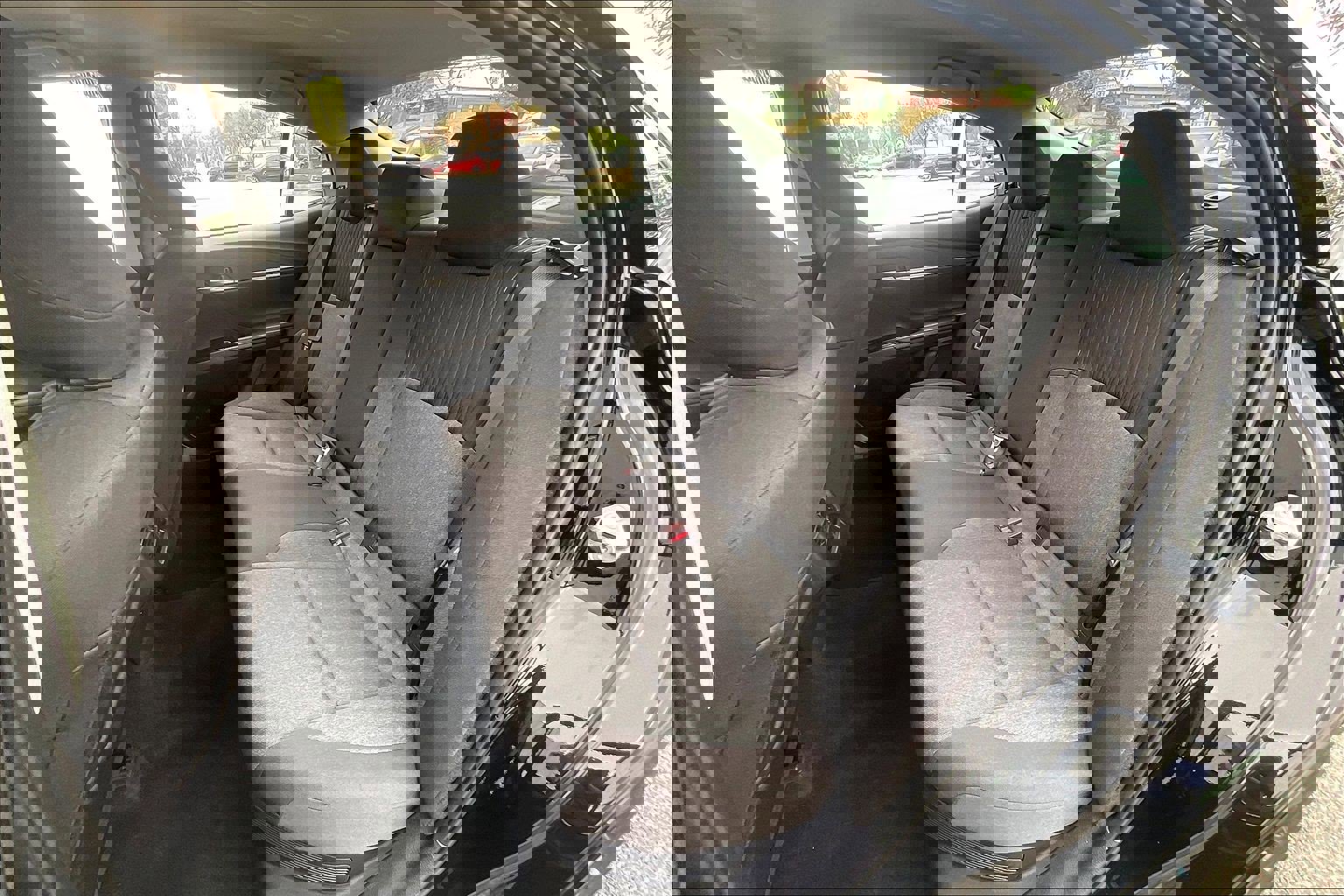 Used 2025 Toyota Camry LE w/ Convenience Package image 30