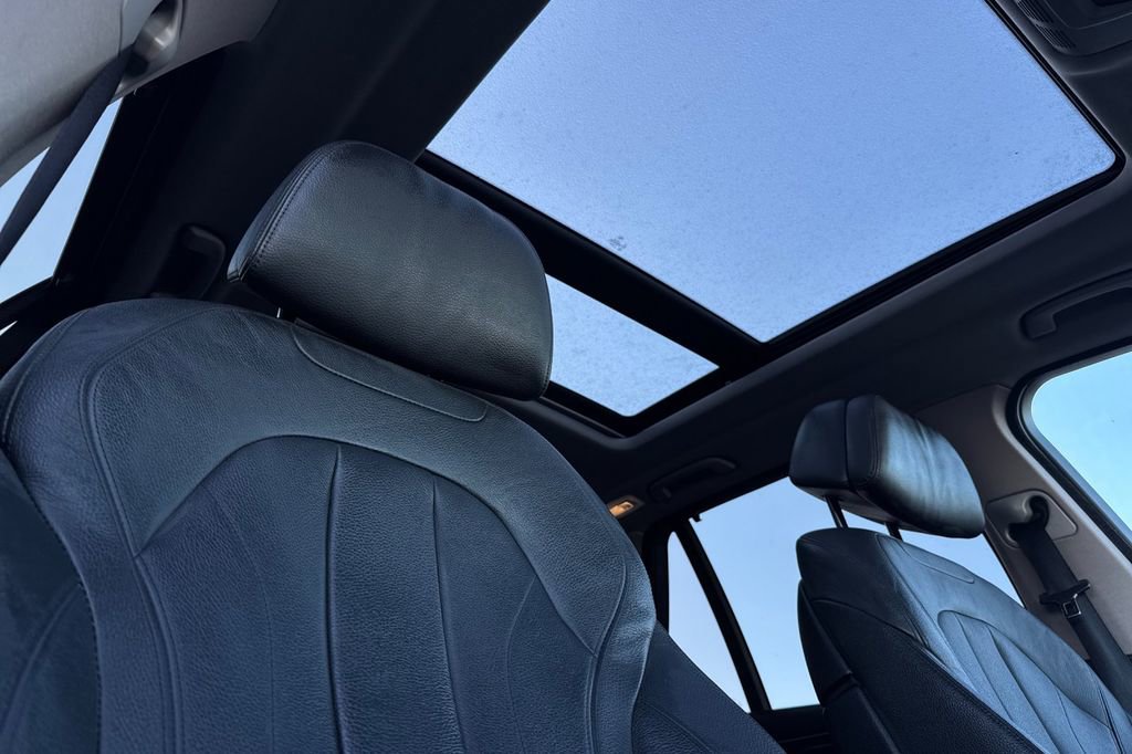 Used 2016 BMW X5 xDrive40e image 18