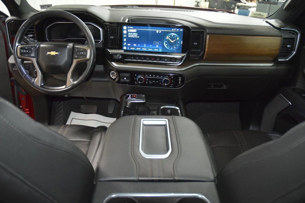 Used 2022 Chevrolet Silverado 1500 High Country image 24