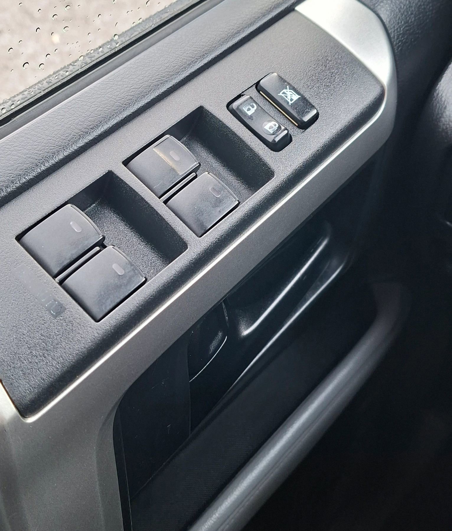 Used 2017 Toyota 4Runner SR5 image 28