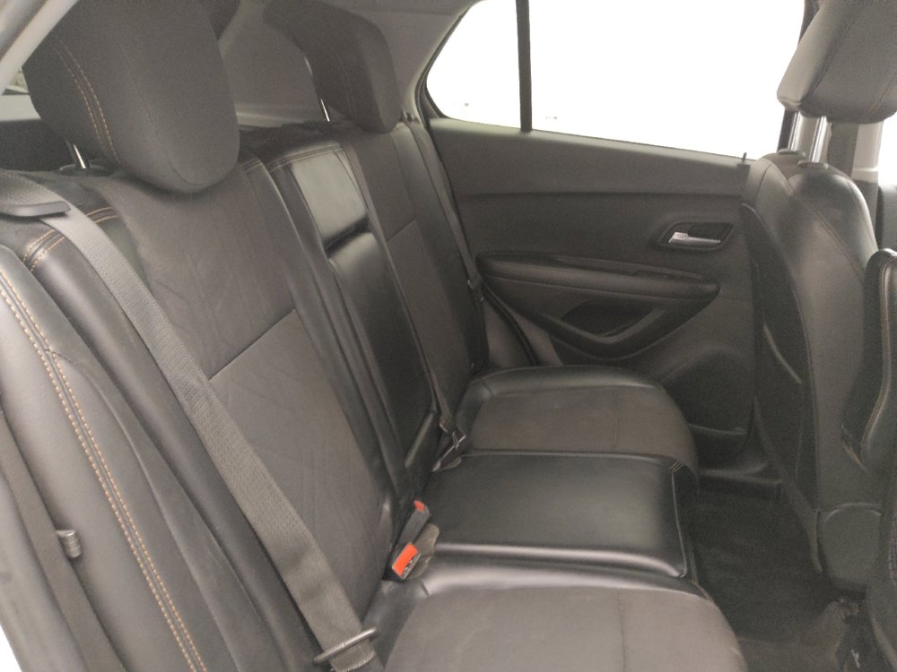 Used 2021 Chevrolet Trax LT image 19