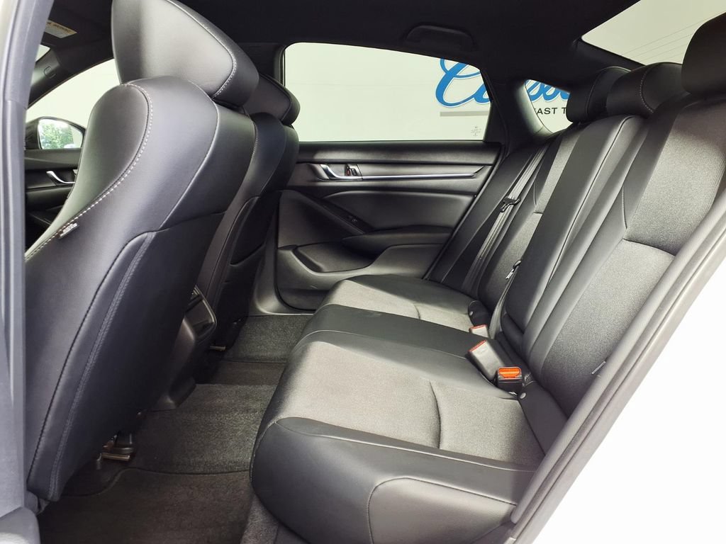 Used 2021 Honda Accord Sport image 9