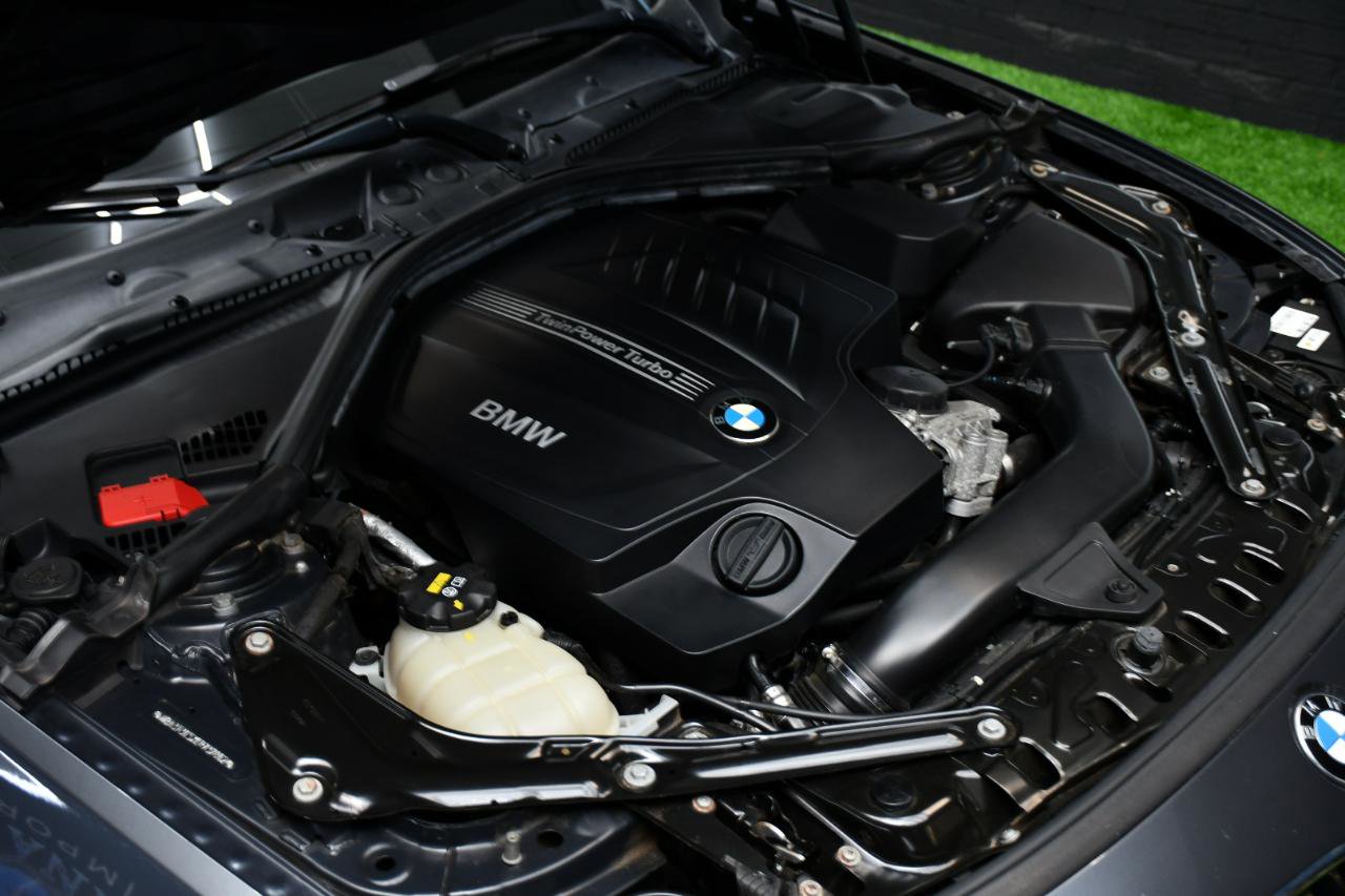 Used 2014 BMW 435i Convertible image 14