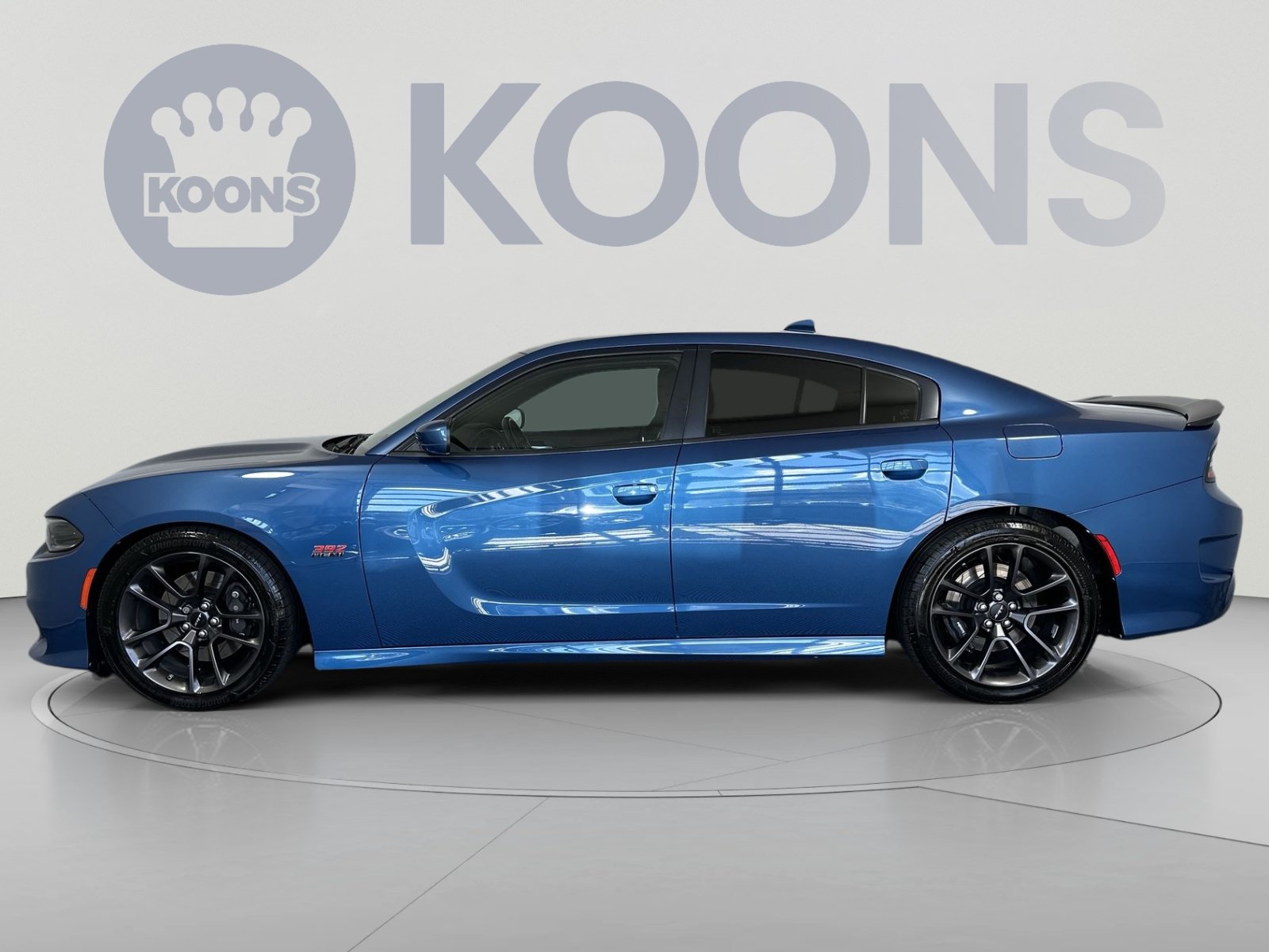 Used 2020 Dodge Charger Scat Pack RWD image 2