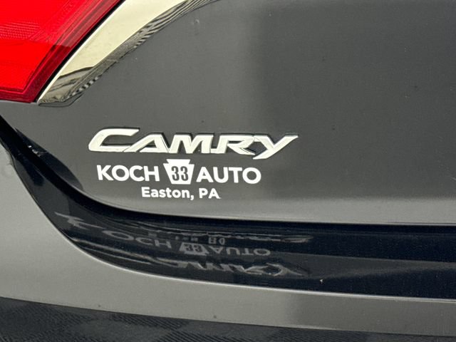 Used 2016 Toyota Camry SE FWD image 17