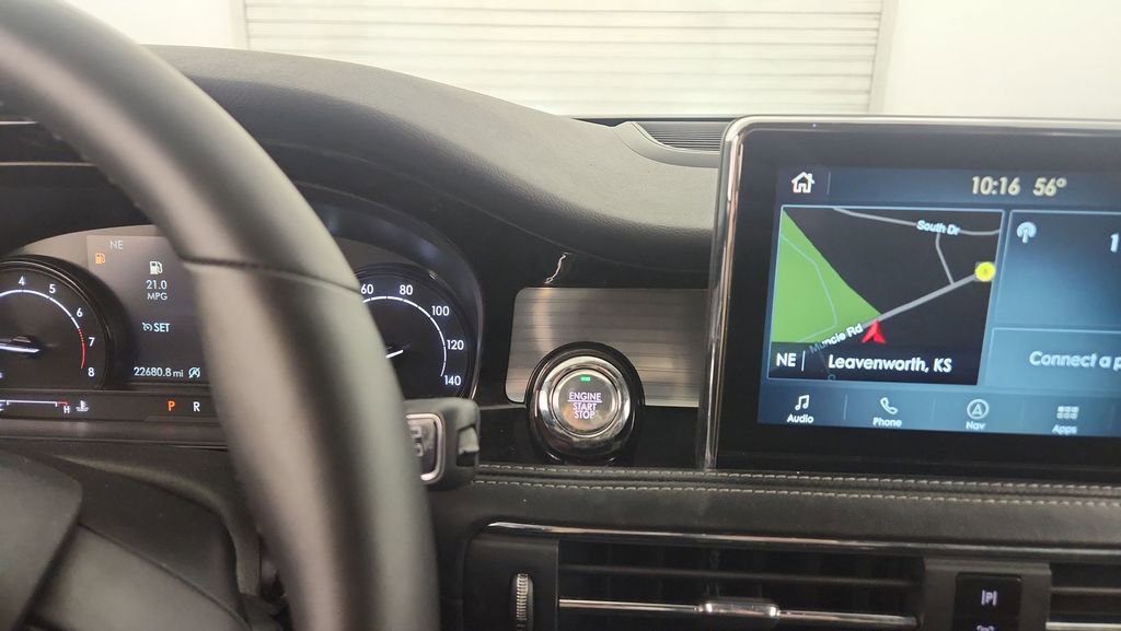 Used 2022 Lincoln Corsair AWD w/ Equipment Group 101A image 21