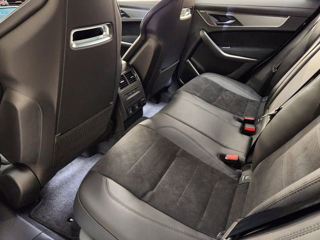 New 2026 Jaguar F-PACE SVR image 28