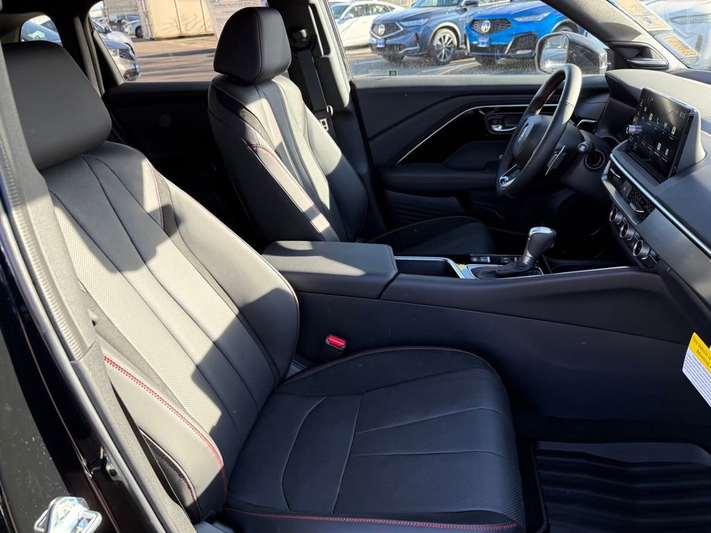 Certified 2025 Acura ADX A-Spec image 17