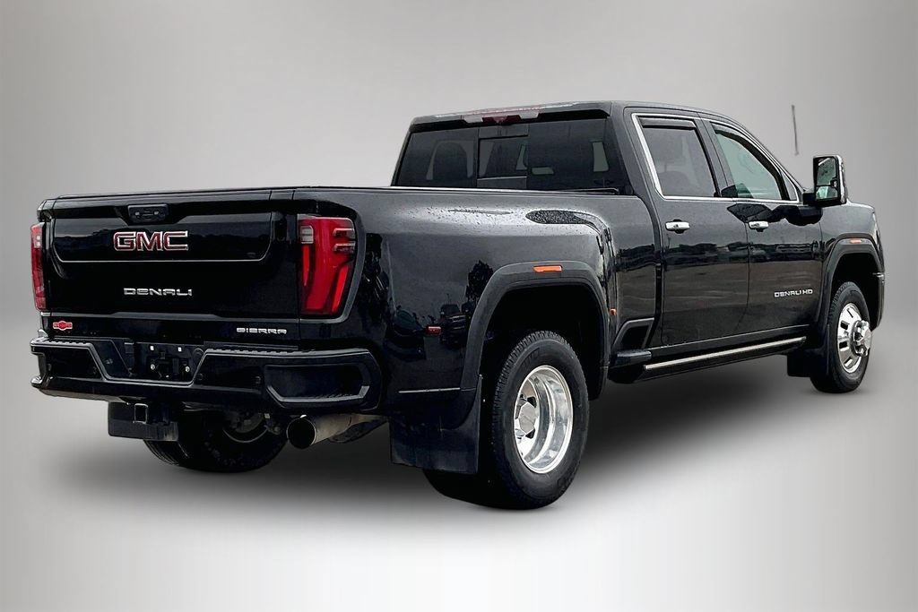 Used 2024 GMC Sierra 3500 Denali w/ Denali Reserve Package AWD/4WD image 5