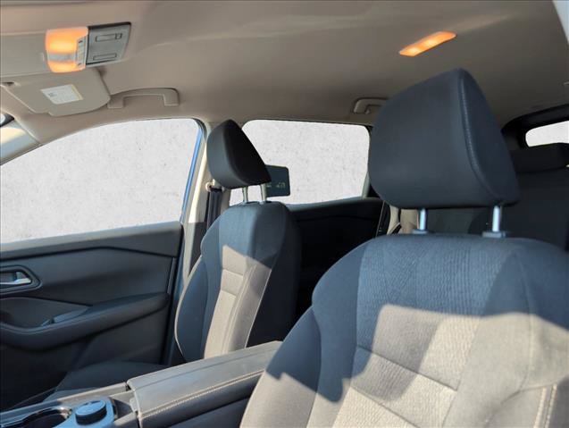 Used 2026 Nissan Rogue SV AWD/4WD image 15