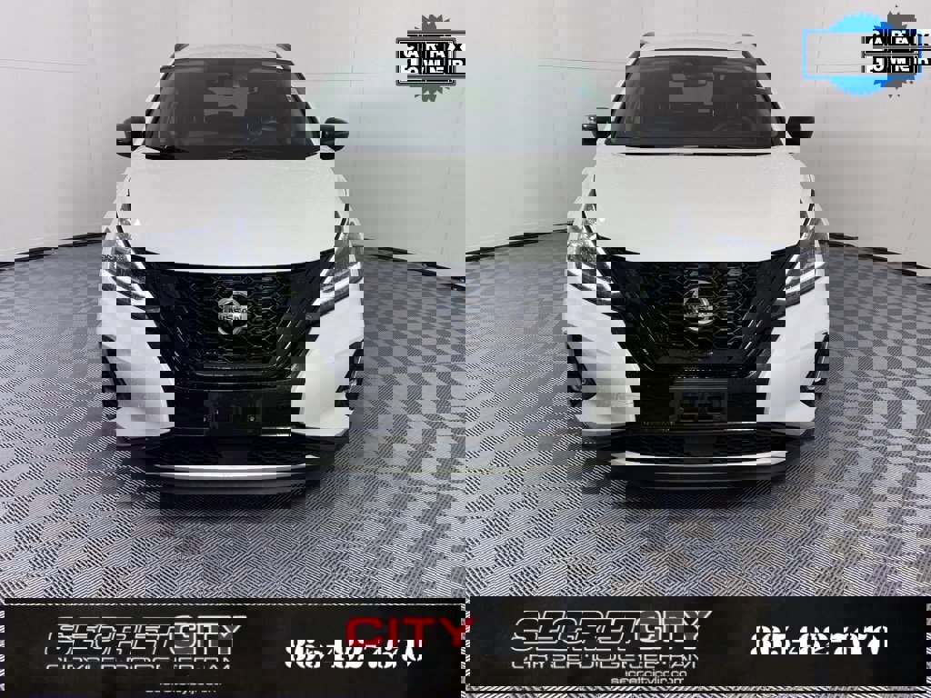 Used 2022 Nissan Murano SV w/ SV Midnight Edition Package image 2