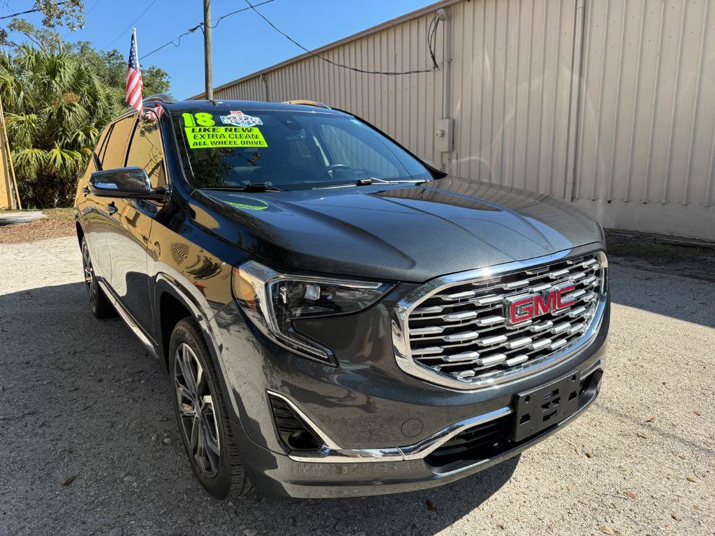 Used 2018 GMC Terrain Denali w/ Comfort Package AWD/4WD image 1
