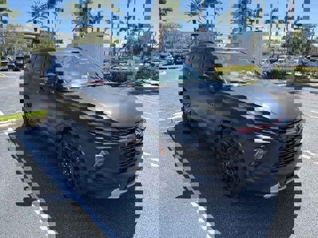 Used 2024 Chevrolet Blazer LT w/ Sound & Technology Package image 3