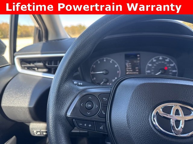 Used 2023 Toyota Corolla LE image 9