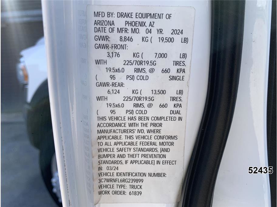 Used 2024 RAM 5500 SLT w/ Quick Order Package 2YG SLT image 15