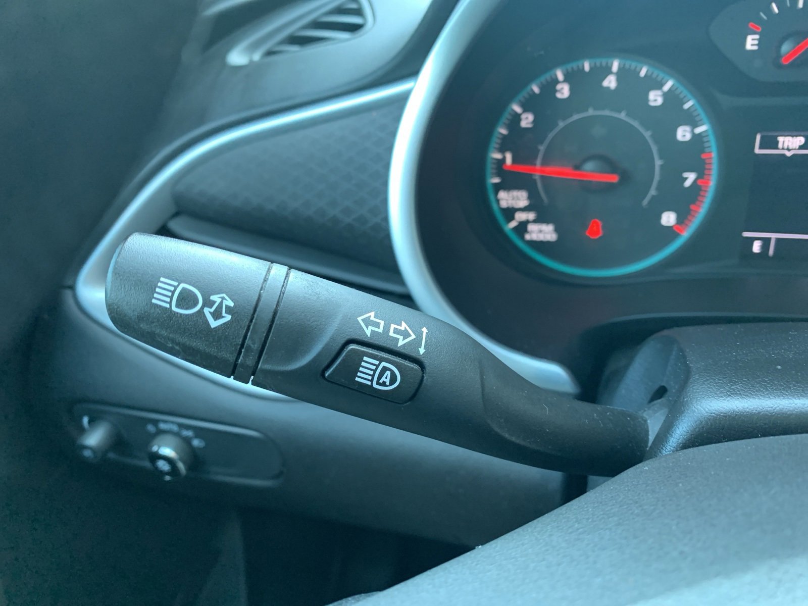 Used 2023 Chevrolet Malibu LT image 28