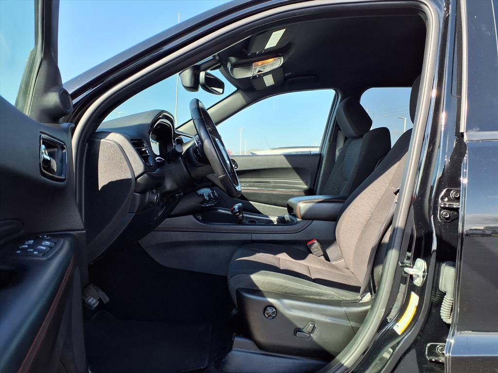 Used 2025 Dodge Durango GT w/ Blacktop Package AWD/4WD image 20
