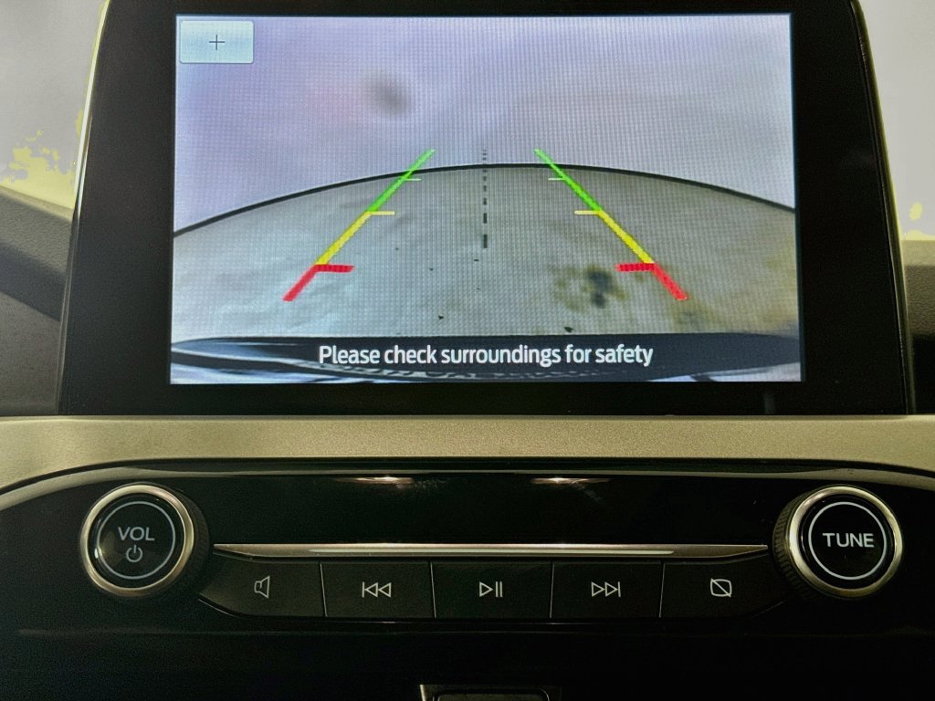 Used 2020 Ford Escape SE FWD image 16