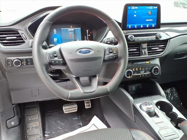 Used 2023 Ford Escape ST-Line image 13