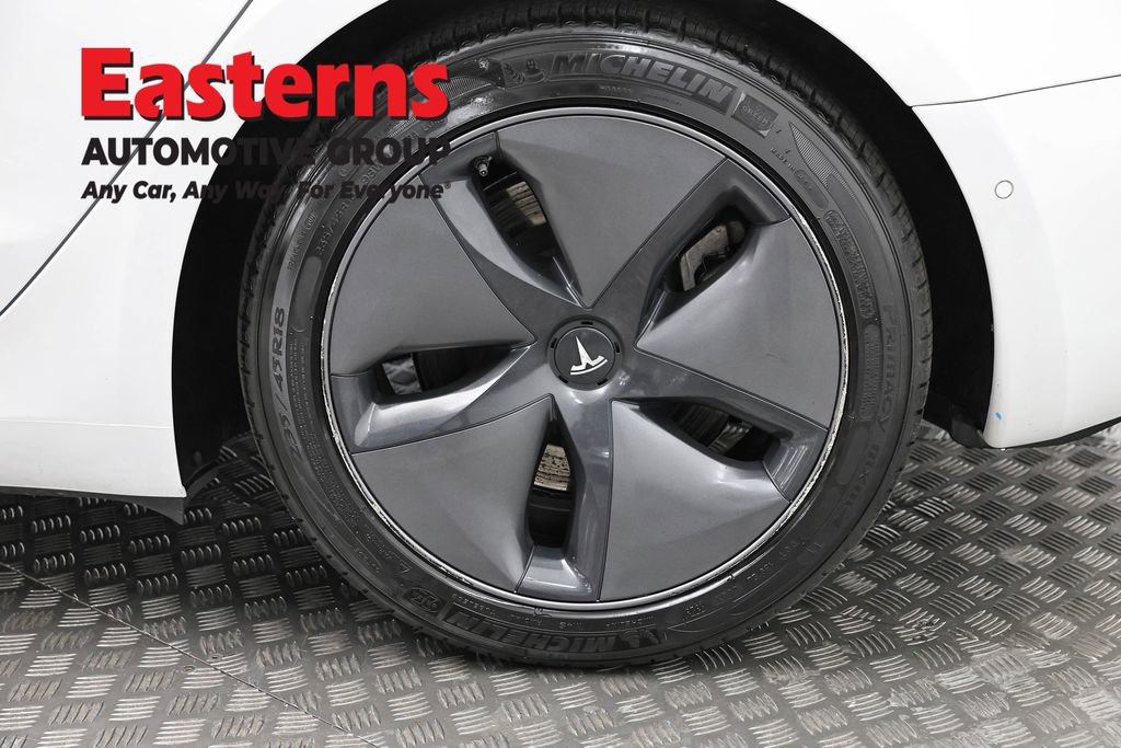 Used 2020 Tesla Model 3 Standard Range Plus image 30