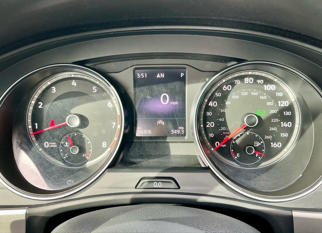 Used 2020 Volkswagen Atlas Cross Sport SE w/ Towing Package image 36