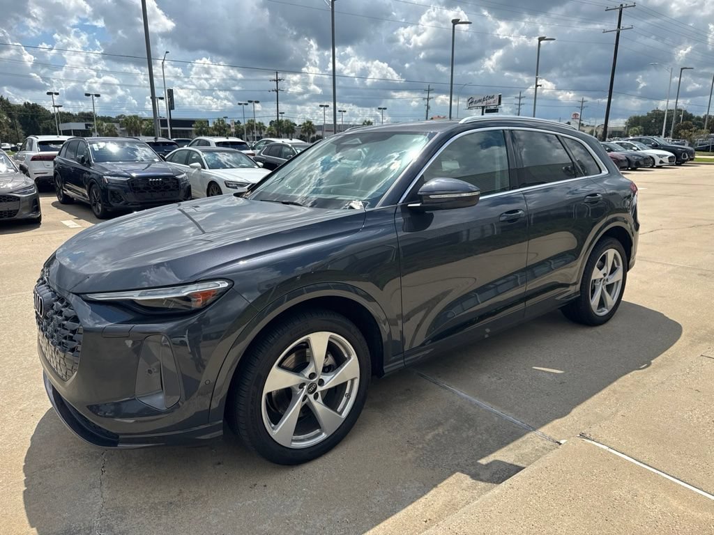 Certified 2025 Audi Q5 Prestige AWD/4WD image 5
