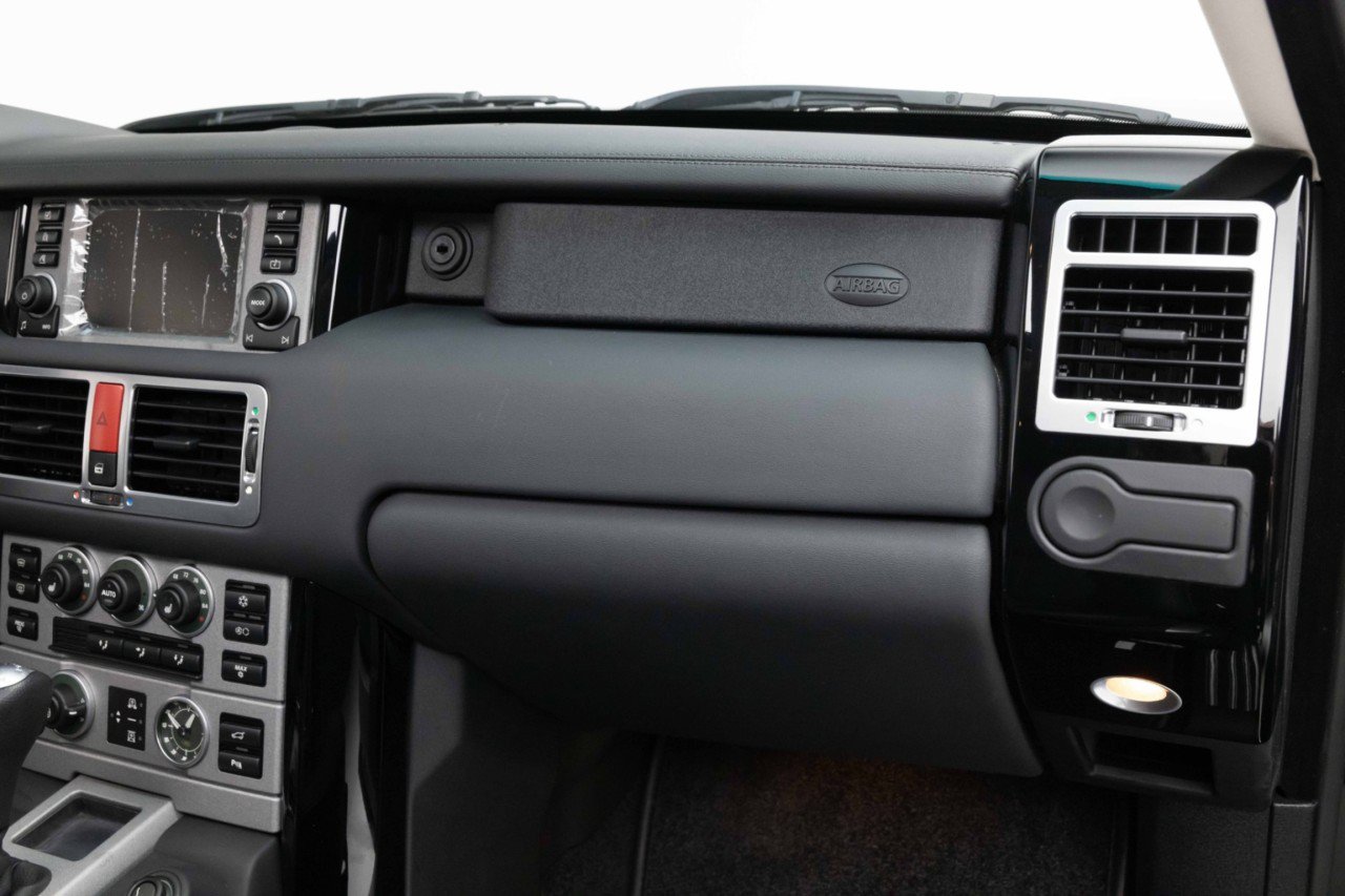 Used 2006 Land Rover Range Rover Supercharged AWD/4WD image 26