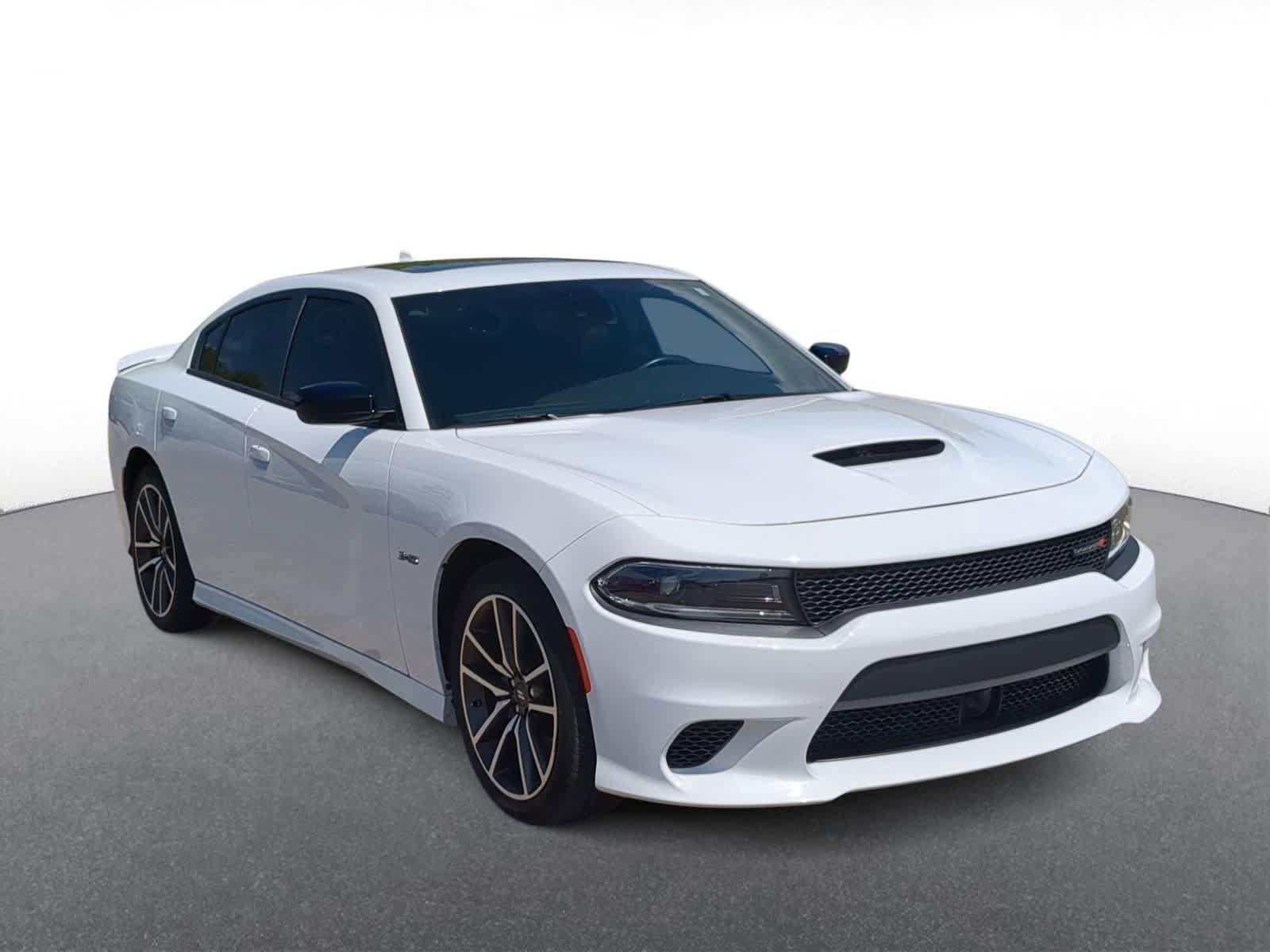 Certified 2023 Dodge Charger R/T w/ Technology Group RWD image 2